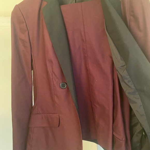 Express pants suit - Picture 1 of 8